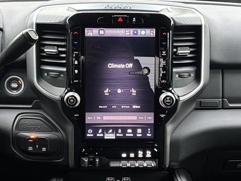 New 2026 RAM 2500 Big Horn AWD/4WD image 21