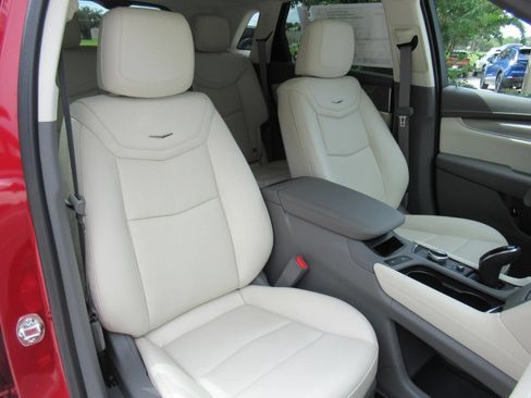 New 2026 Cadillac XT5 Premium Luxury AWD/4WD image 8