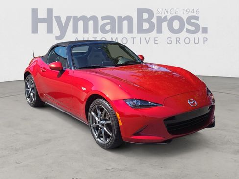 Used 2016 MAZDA MX-5 Miata Grand Touring RWD image 1