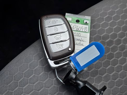 Used 2020 Hyundai Elantra Value Edition image 35