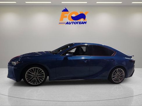 Used 2022 Lexus IS 300 w/ Premium Package RWD image 2