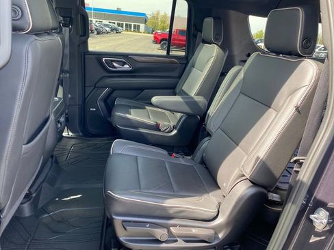 Certified 2024 Chevrolet Suburban Premier AWD/4WD image 21