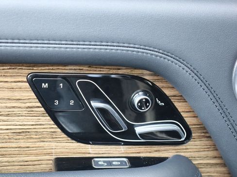 Used 2019 Land Rover Range Rover image 29