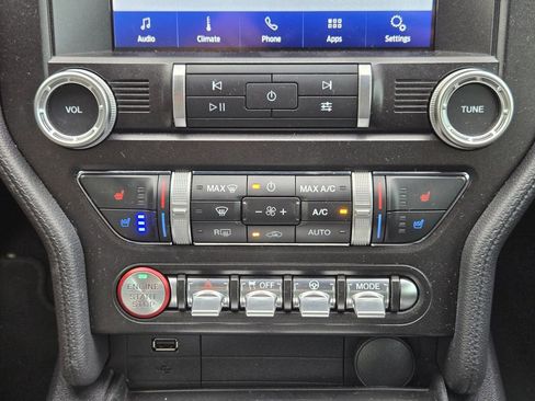 Used 2020 Ford Mustang Premium RWD image 21