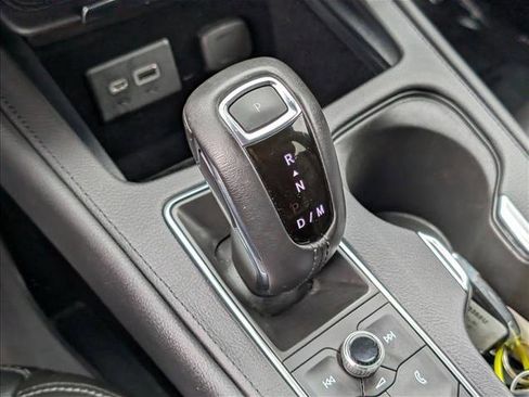 Used 2019 Cadillac XT4 Premium Luxury FWD image 12
