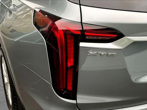 Used 2023 Cadillac XT6 Luxury FWD image 28