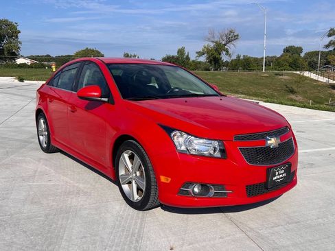 Used 2013 Chevrolet Cruze LT w/ RS Package image 3