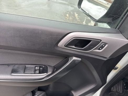 Used 2021 Ford Ranger XL w/ FX4 Off-Road Package image 18