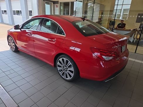 Used 2019 Mercedes-Benz CLA 250 4MATIC image 2