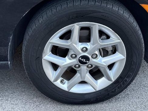 Used 2022 Kia Soul LX w/ Technology Package image 9