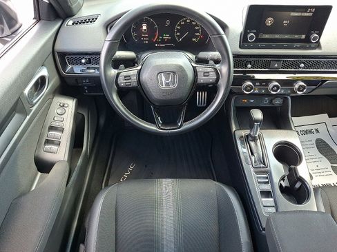 Used 2023 Honda Civic Sport image 11