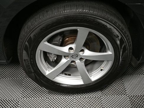 Certified 2020 Porsche Macan image 40