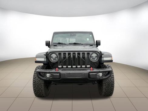 Used 2020 Jeep Gladiator Rubicon w/ Advanced Safety Group image 2