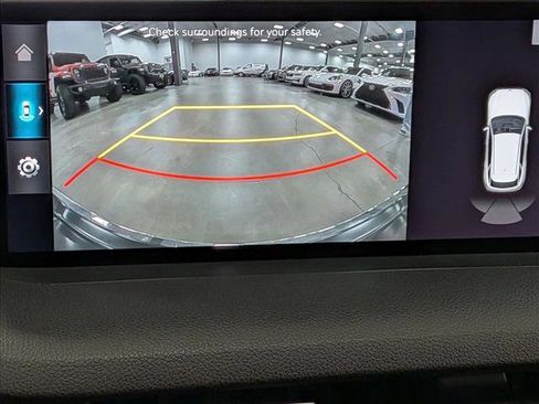 Used 2023 Genesis GV70 2.5T w/ Select Package image 13