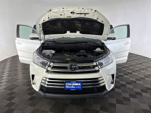 Used 2017 Toyota Highlander Limited w/ Protection Package #3 AWD/4WD image 14