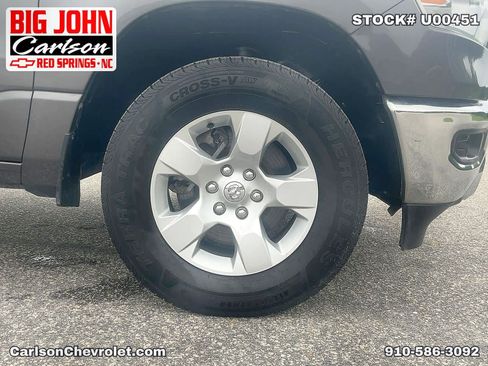 Used 2023 RAM 1500 Big Horn AWD/4WD image 38