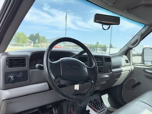 Used 1999 Ford F350 2WD Regular Cab DRW Super Duty image 12