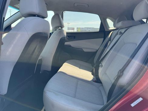 Used 2022 Hyundai Kona SEL w/ Cargo Package image 9