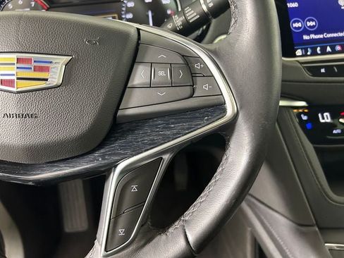 Certified 2024 Cadillac XT5 Premium Luxury FWD image 40
