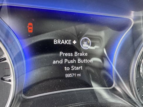Used 2018 Chrysler 300 Limited w/ Safetytec Plus Group AWD/4WD image 6