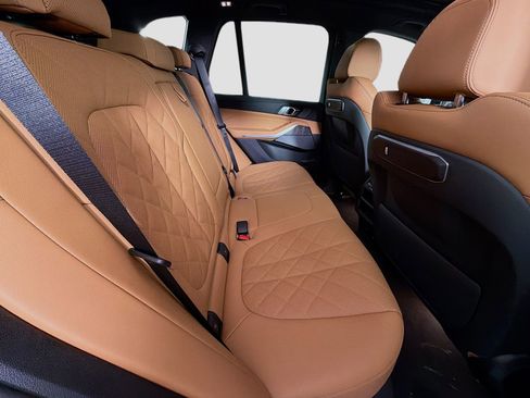 New 2026 BMW X5 xDrive50e w/ M Sport Package image 30