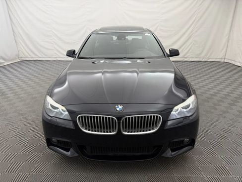 Used 2011 BMW 550i xDrive Sedan AWD/4WD image 3