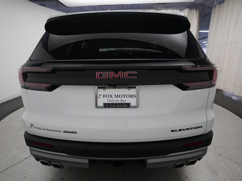 Used 2025 GMC Acadia Elevation w/ Elevation Premium Package AWD/4WD image 26