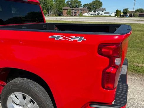 Used 2024 Chevrolet Silverado 1500 Custom AWD/4WD image 9