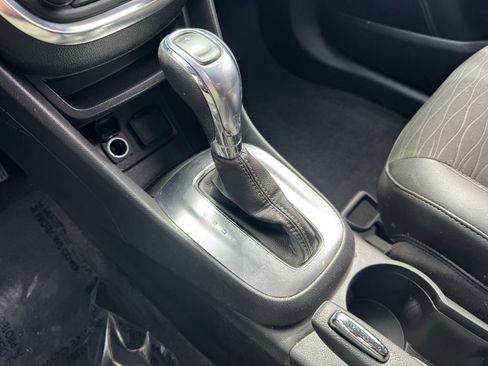 Used 2016 Buick Encore Convenience FWD image 17