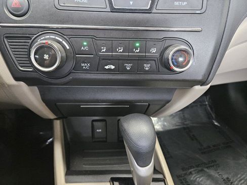 Used 2014 Honda Civic LX image 24
