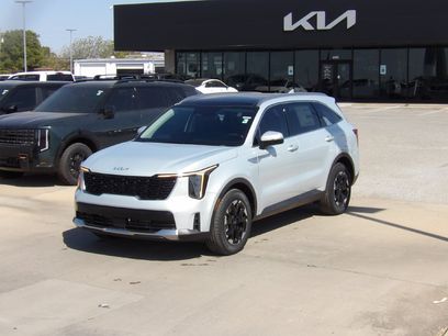New 2026 Kia Sorento S w/ S Panoramic Sunroof Package