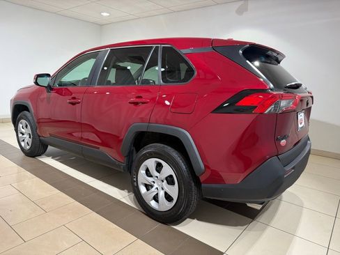 Certified 2023 Toyota RAV4 LE AWD/4WD image 3