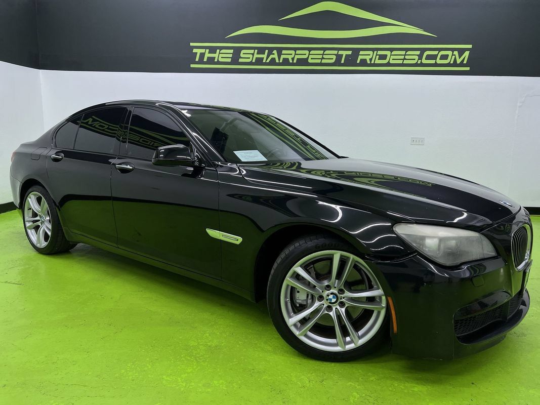 Used 2012 BMW 750i RWD image 1