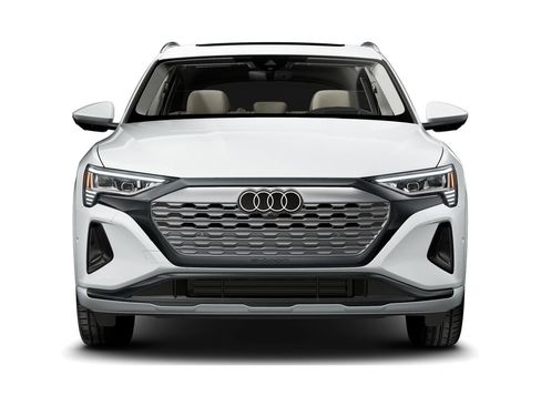 Certified 2024 Audi Q8 e-tron Prestige w/ Prestige Package AWD/4WD image 4