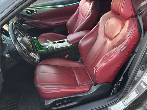 Used 2018 INFINITI Q60 Red Sport 400 AWD/4WD image 11