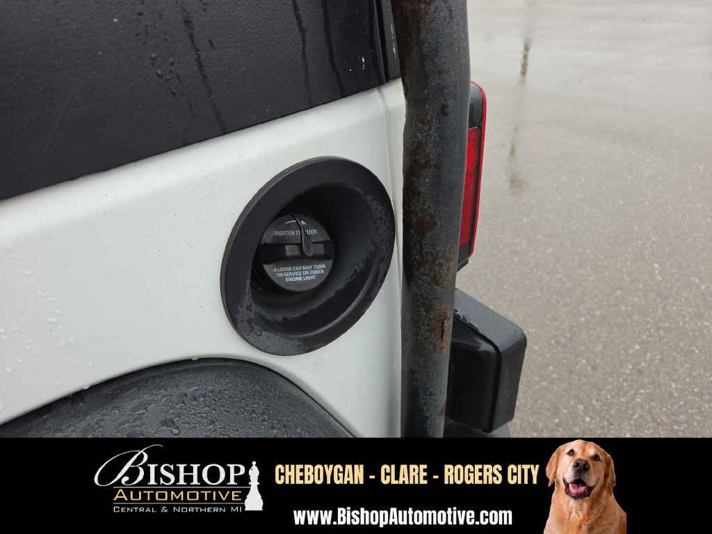 Used 2016 Jeep Wrangler Sport w/ Quick Order Package 24S AWD/4WD image 22