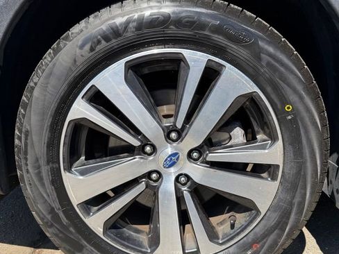 Used 2019 Subaru Outback 3.6R Limited AWD/4WD image 16