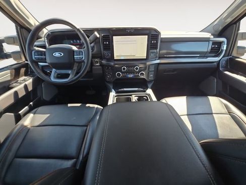 Certified 2025 Ford F350 Lariat w/ Lariat Ultimate Package AWD/4WD image 10
