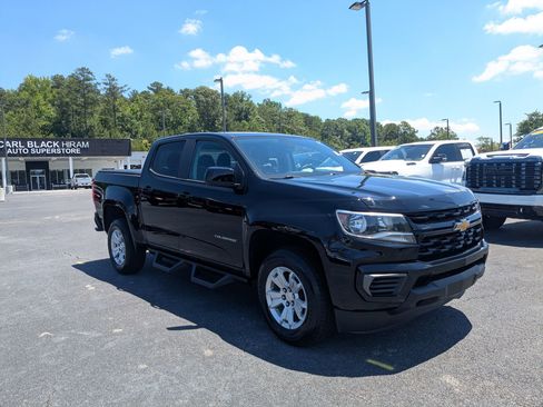 Used 2021 Chevrolet Colorado LT RWD image 3