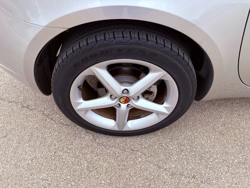 Used 2007 Saturn Sky 2dr Conv image 23