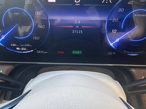 Certified 2023 Mercedes-Benz EQS 450+ SUV image 13