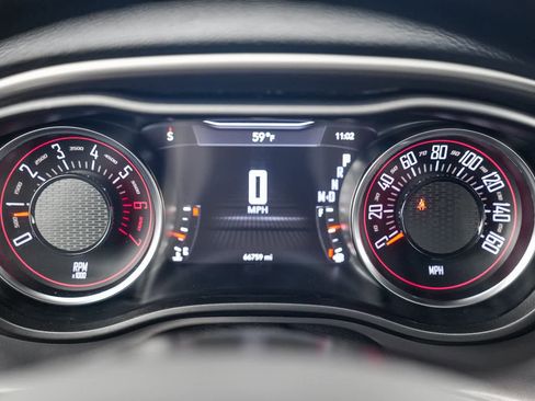 Used 2022 Dodge Challenger R/T image 22