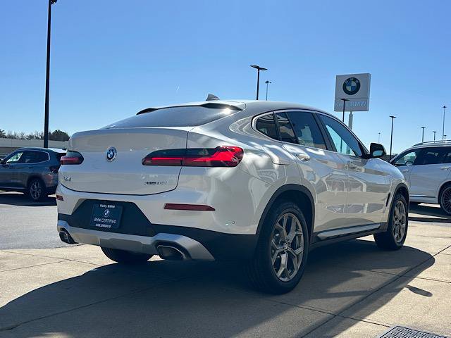 Used 2025 BMW X4 xDrive30i AWD/4WD image 8