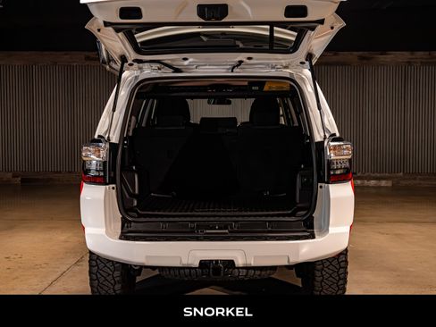 Used 2019 Toyota 4Runner SR5 image 9