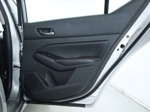 Used 2024 Nissan Altima 2.5 SR w/ SR Premium Package image 36