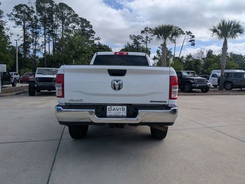 Certified 2024 RAM 2500 Big Horn AWD/4WD image 4
