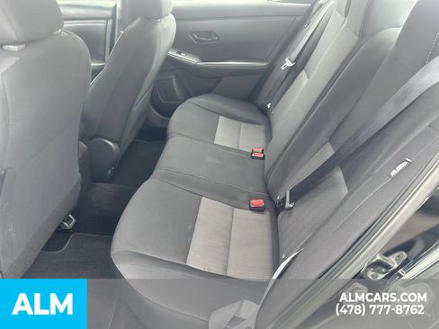 Used 2024 Nissan Sentra SV FWD image 24