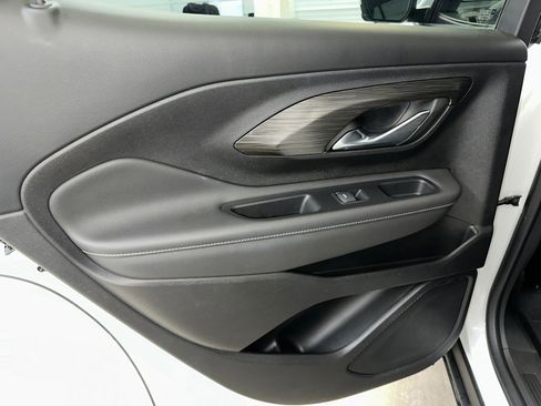 Certified 2023 GMC Terrain SLE w/ Driver Convenience Package image 17