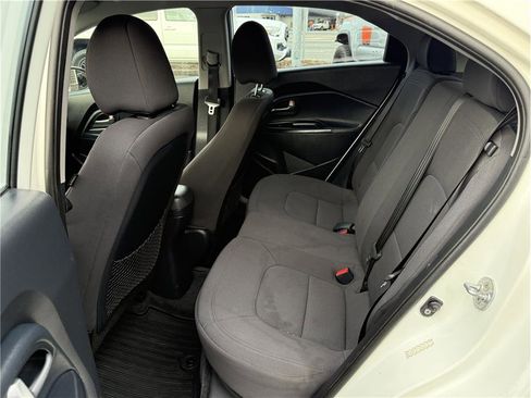 Used 2014 Kia Rio EX image 6