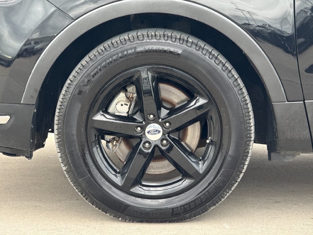 Used 2019 Ford Explorer XLT FWD image 27